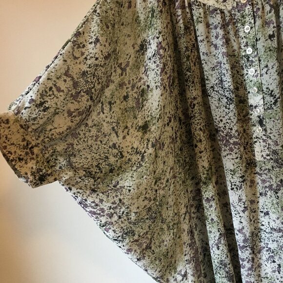 Kensie Abstract Paint Splatter Dolman Sleeve Blouse - Picture 5 of 15